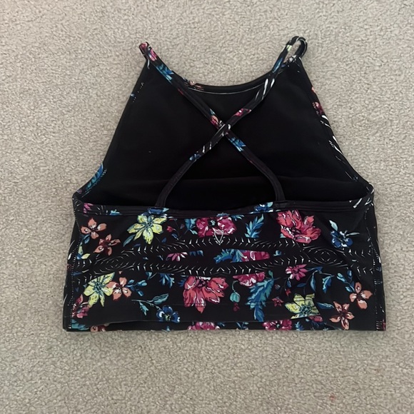 Performance Workout Top - Picture 2 of 2